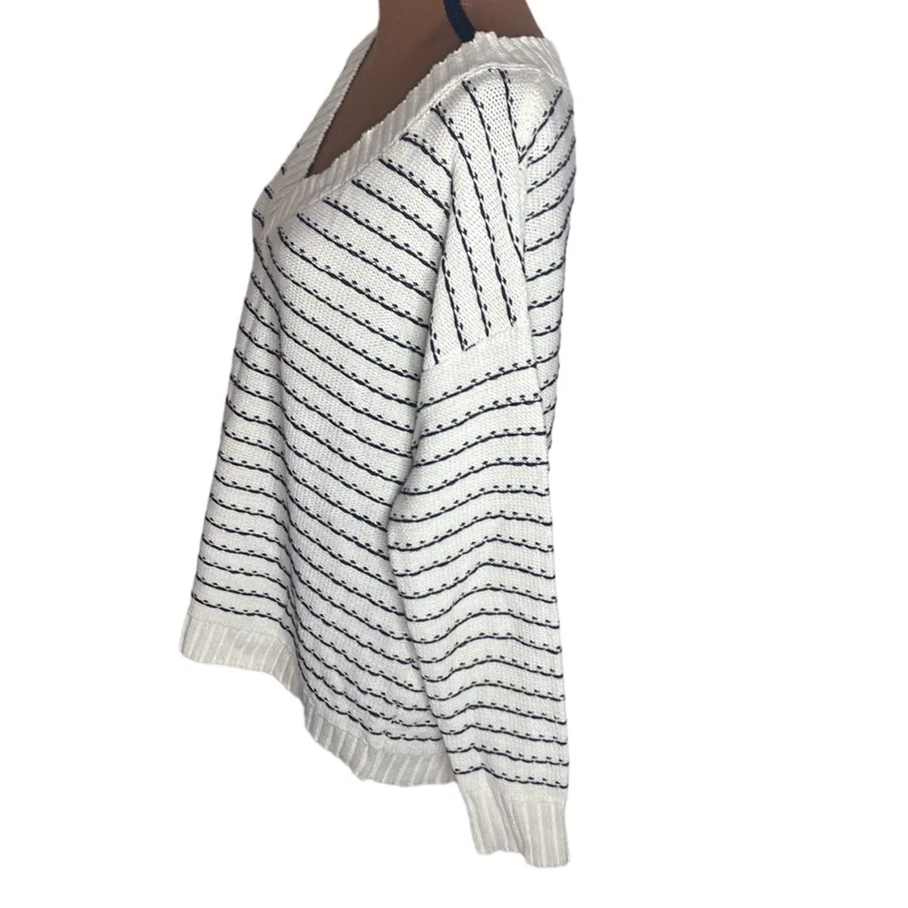 Westport Dressbarn chunky knit v-neck stitch detailed oversized sweater size XL - Image 4