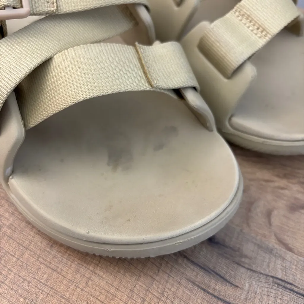 Chaco Chillos Solid Slide Comfort Sandals Beige - Image 3