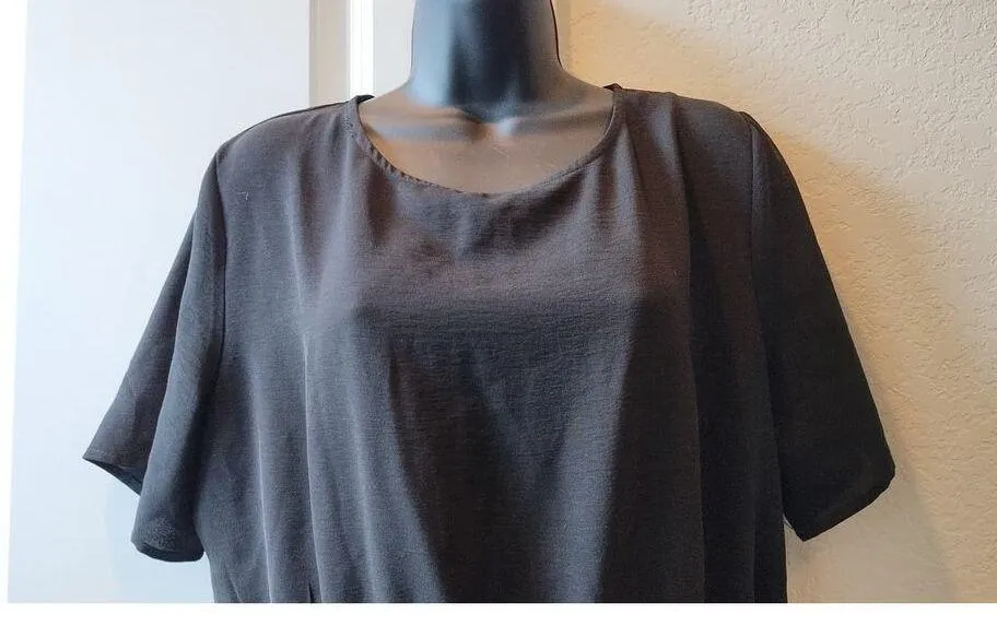 Short Sleeves Tiered Open Back Jumpsuit shorts Black romper size Large - Image 2