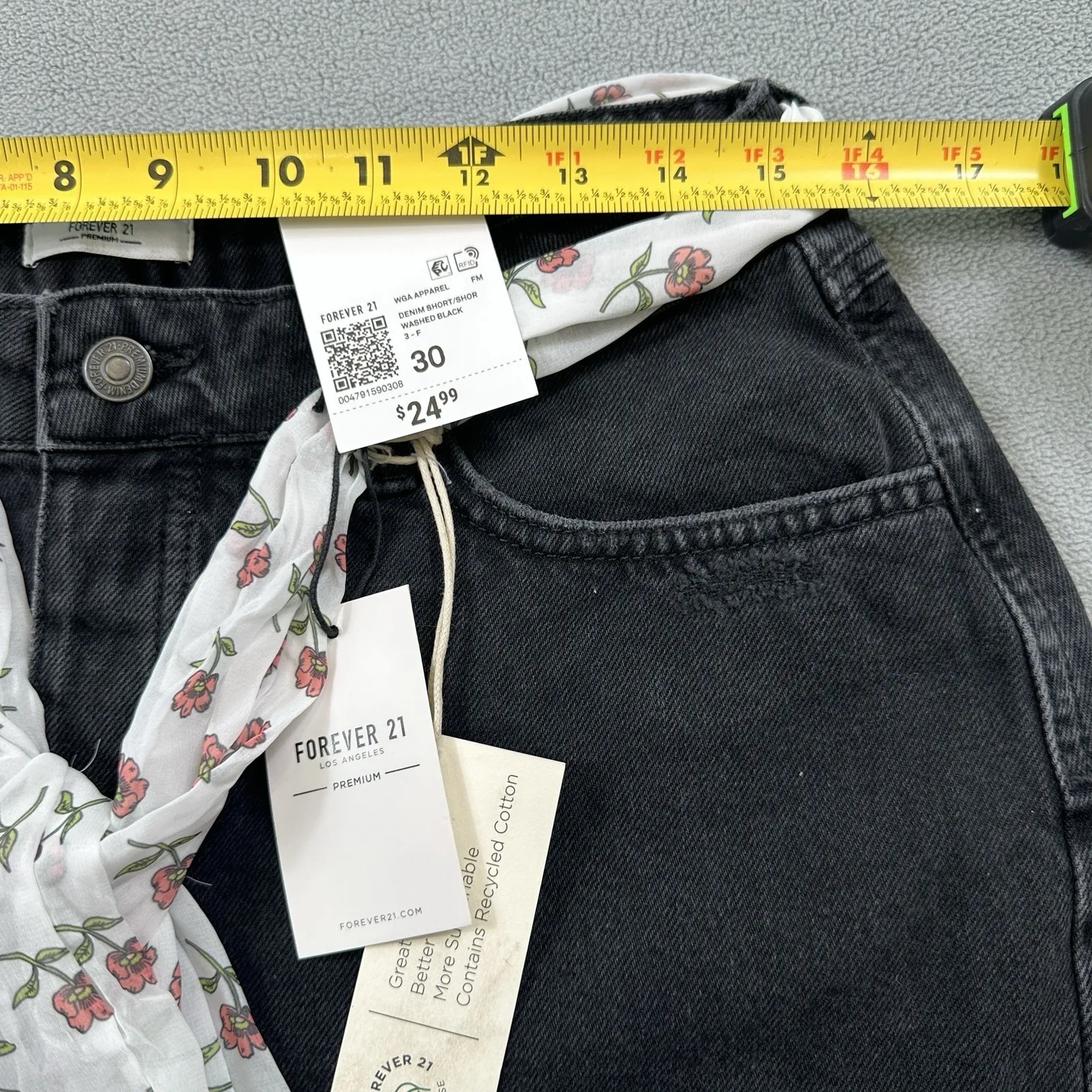 NWT Forever 21 Jean Shorts 30 Womens Black Raw Hem Distressed Floral Scarf Belt - Image 5