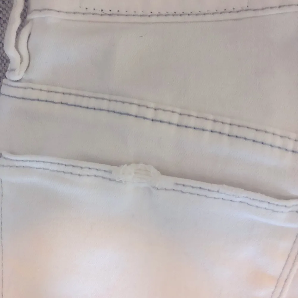Res white denim mini skirt Size 30 - Image 8