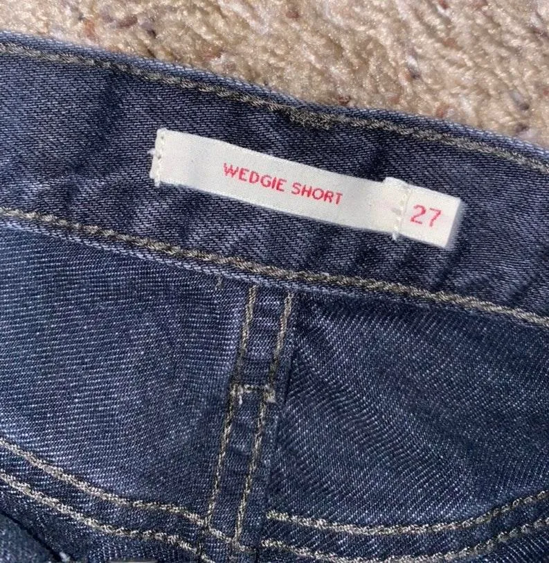 Levi’s Wedgie Short - Image 4