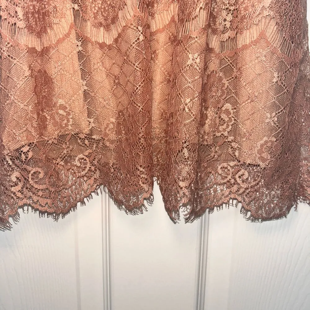 Romantic‎ Pink Lace Overlay Y2K Tank Top with Scalloped Hem Maurices Size Small - Image 3