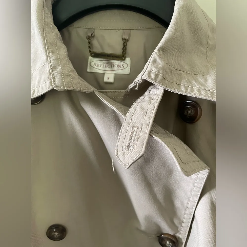 Reflections Northern Trench women Sz s running big like SzM - Image 4