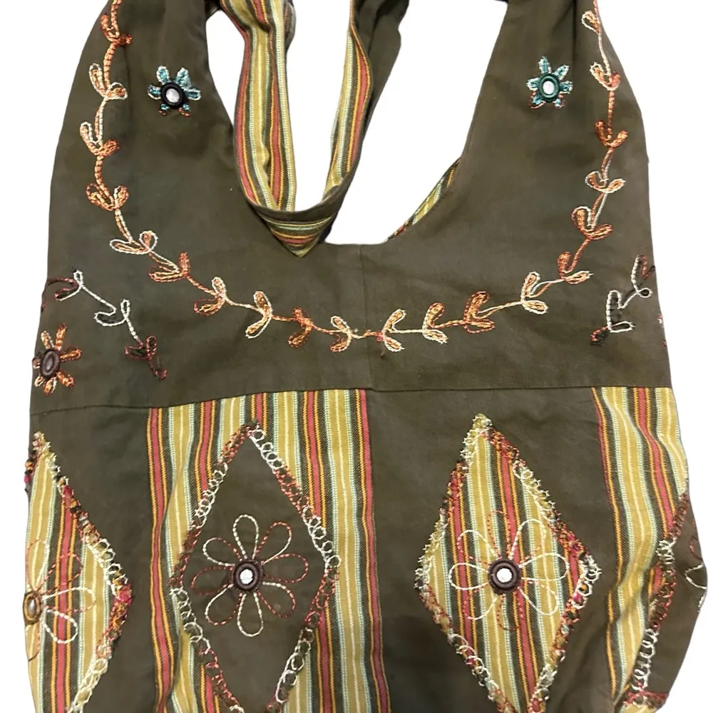 Green floral boho fabric bag - Image 4