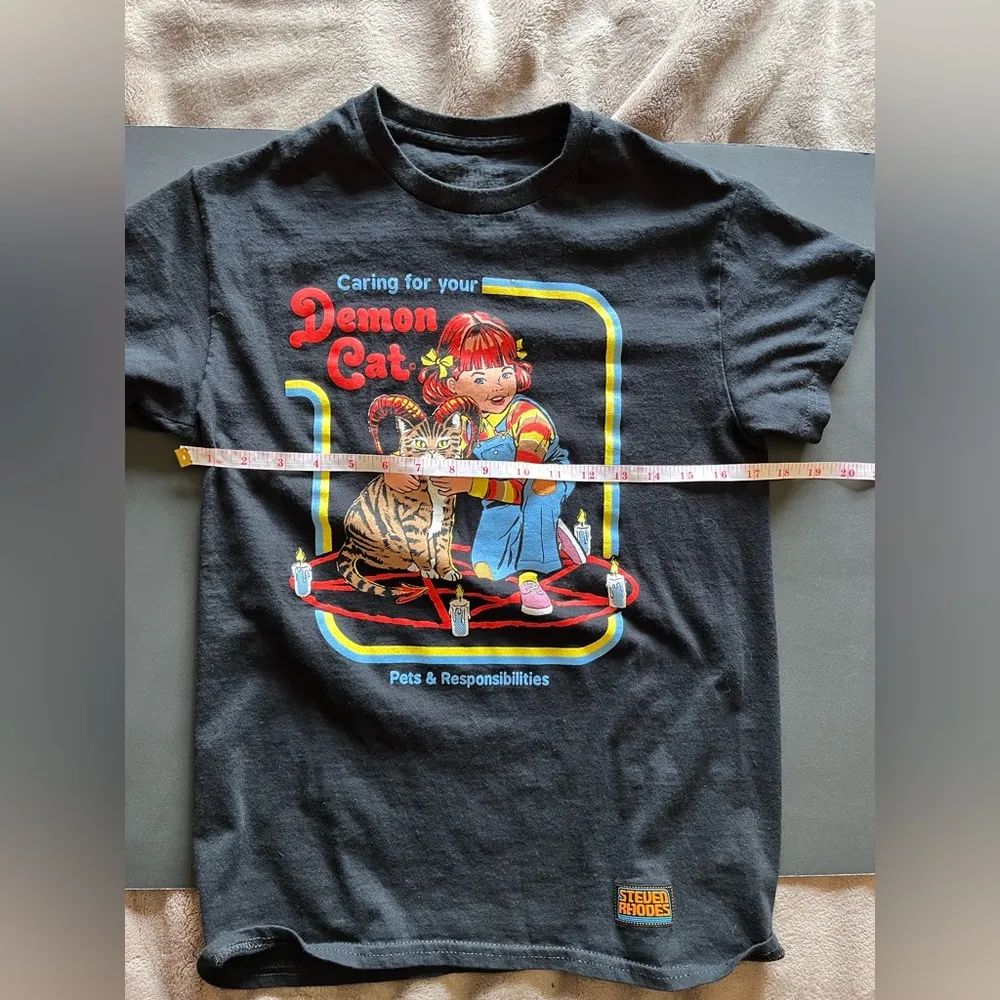 STEVEN RHODES Vintage Caring For Your Demon Cat Graphic Tee Unisex Sz S EUC Black - Image 5
