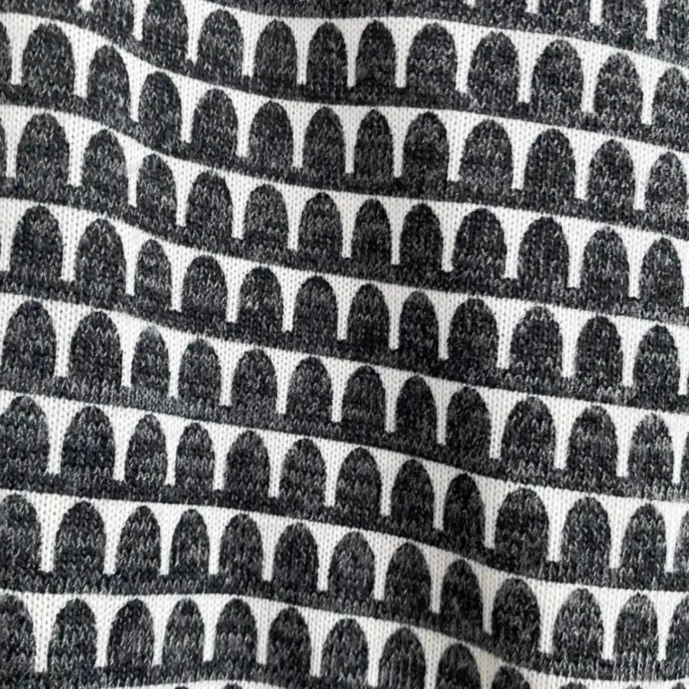 LuLaRoe Caroline Tunic Cardigan BW Houndstooth Geometric Arc Pattern L EUC - Image 3