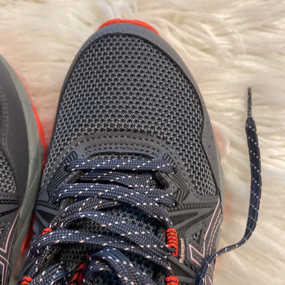 ASICS WOMENS RUNNING SHOES SIZE 8 EXCELLENT CONDITION COLOR GRAY SEE ALL PHOTOS - Image 8