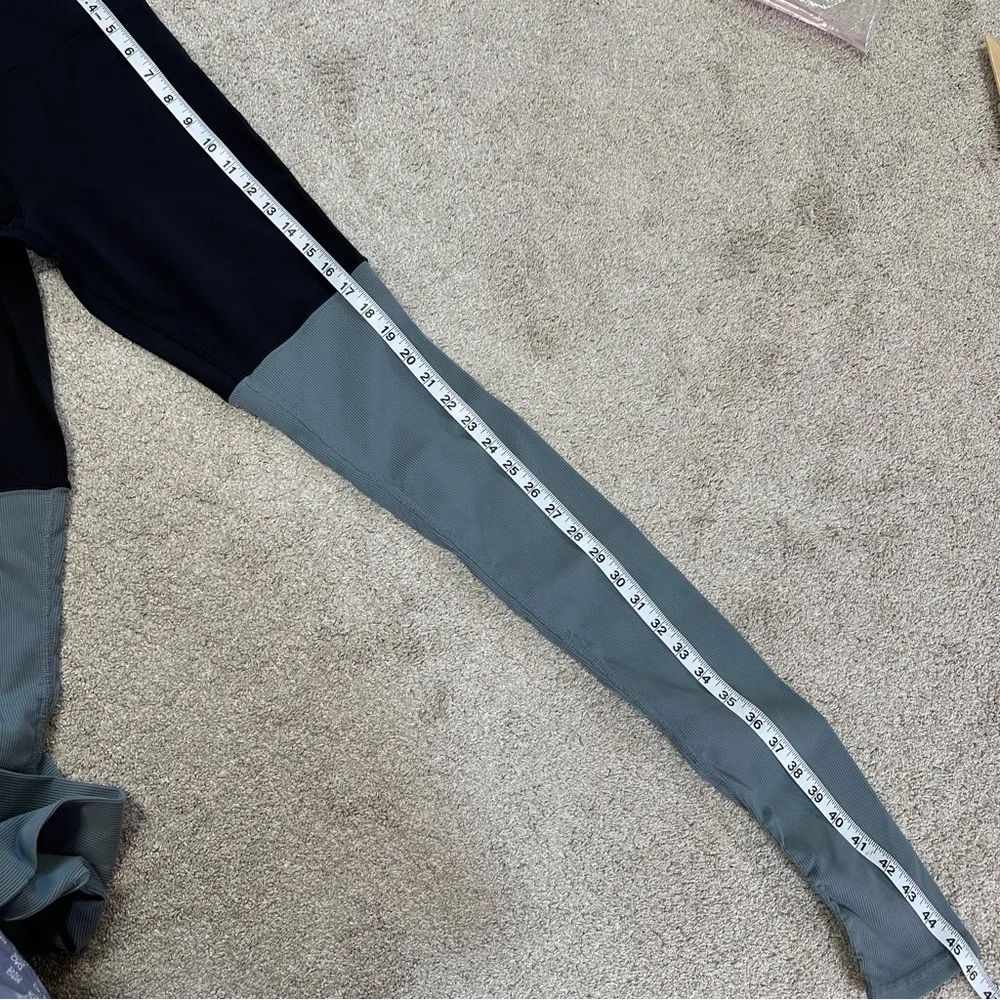 ALO Yoga Women’s High-Waist Goddess Ribbed Leggings In Black/Concrete Size M - Image 15