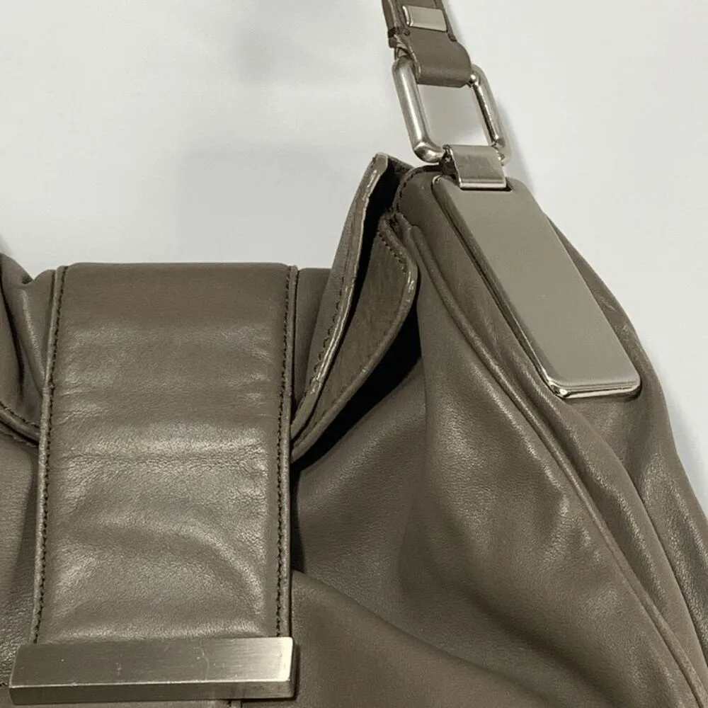 Banana Republic Leather Top Handle Magnetic Closure Hobo Bag Gray taupe color - Image 5