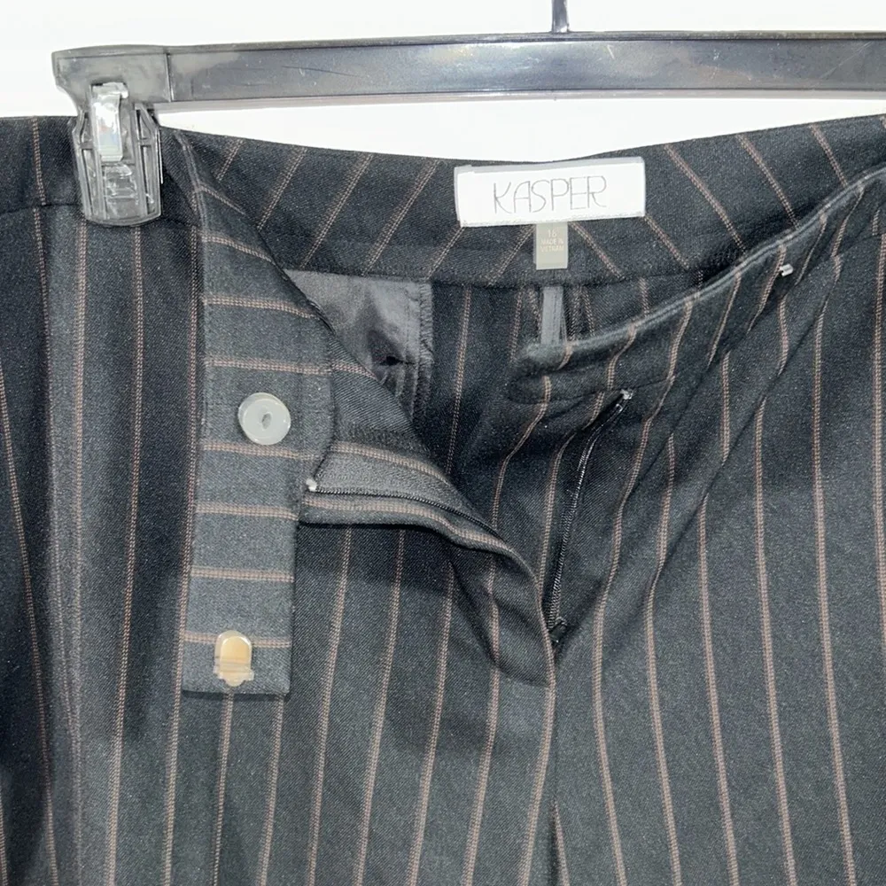 Kasper slacks - Image 5