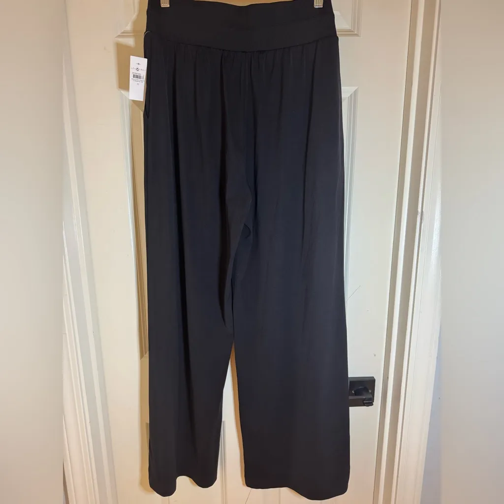 NWT Lou & Grey Luvstretch Wide Leg Pants, Medium‎ - Image 6