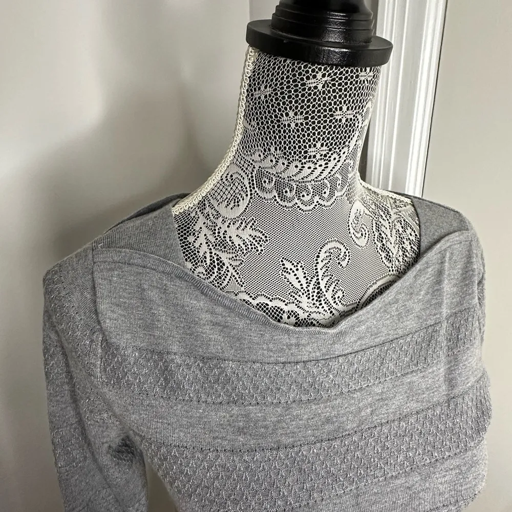 White House | Black Market  Women’s Tunic Small Striped Gray Textured. Boat Neck. - Image 9