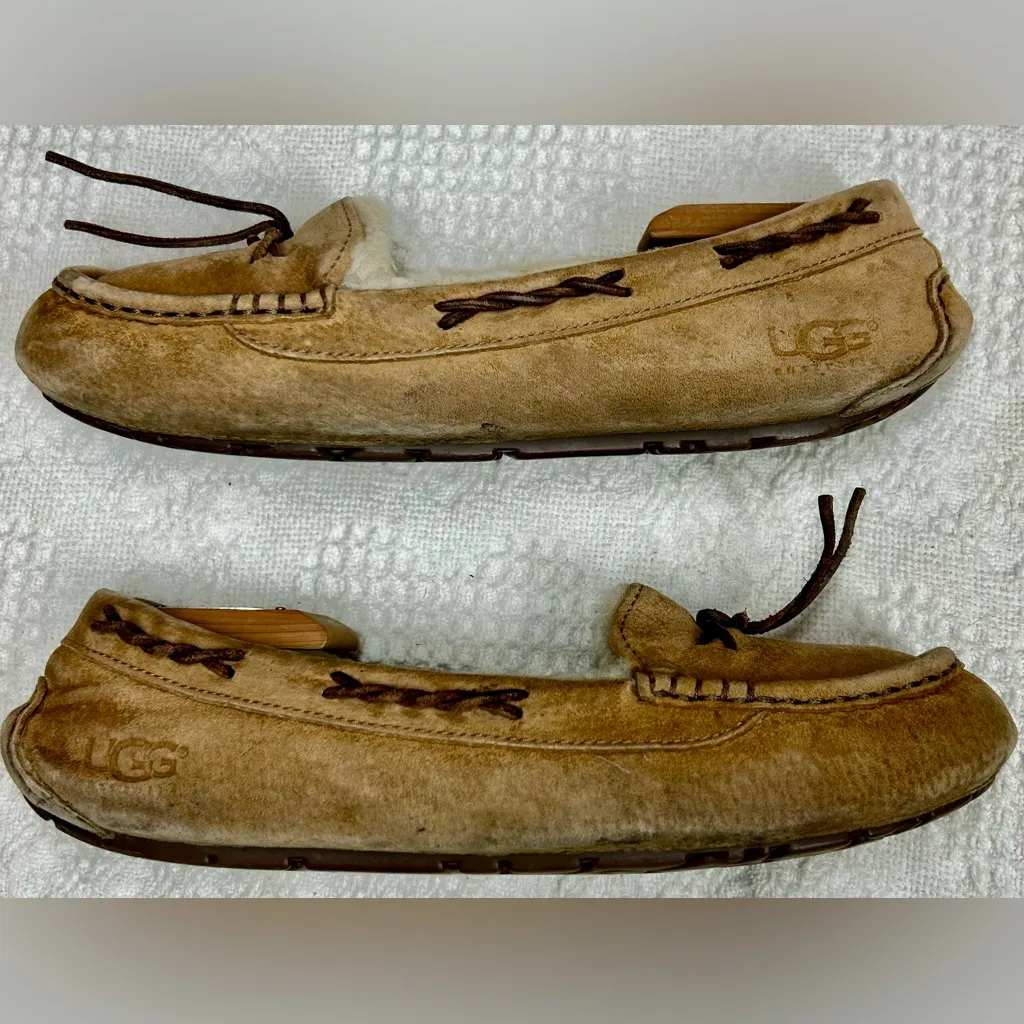 UGG Women's Size 10 Australia Brett Slippers Suede Brown Moccasin - Image 2