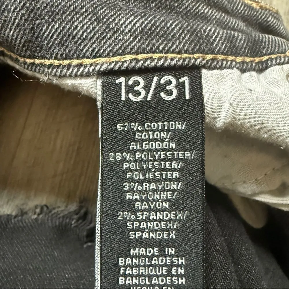 Kendall & Kylie High Rise Drifter Shorts Black Acid Wash - Image 6