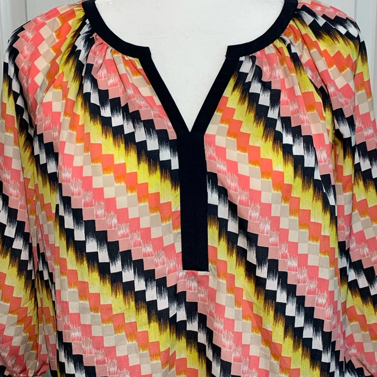 Ann Taylor Blouse Top Petite Multicolor Zig Zag 3/4 Sleeve Retro Casual Size SP - Image 5