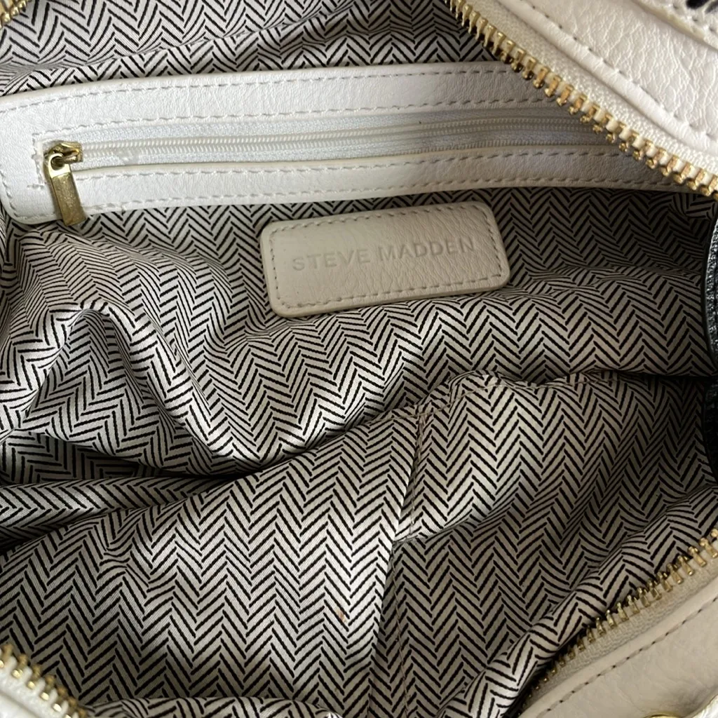 Steve Madden Crossbody Tote Bag - Image 3