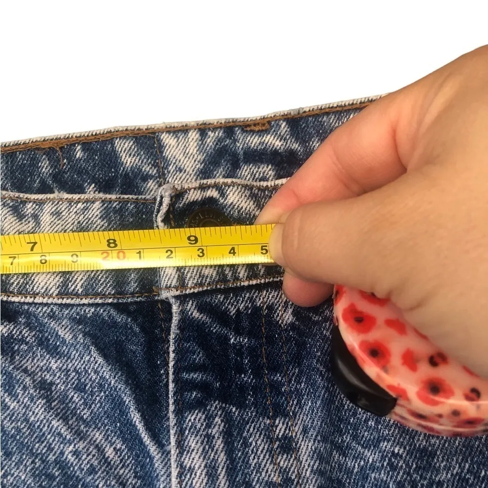 Vintage acid wash Levi’s - Image 8