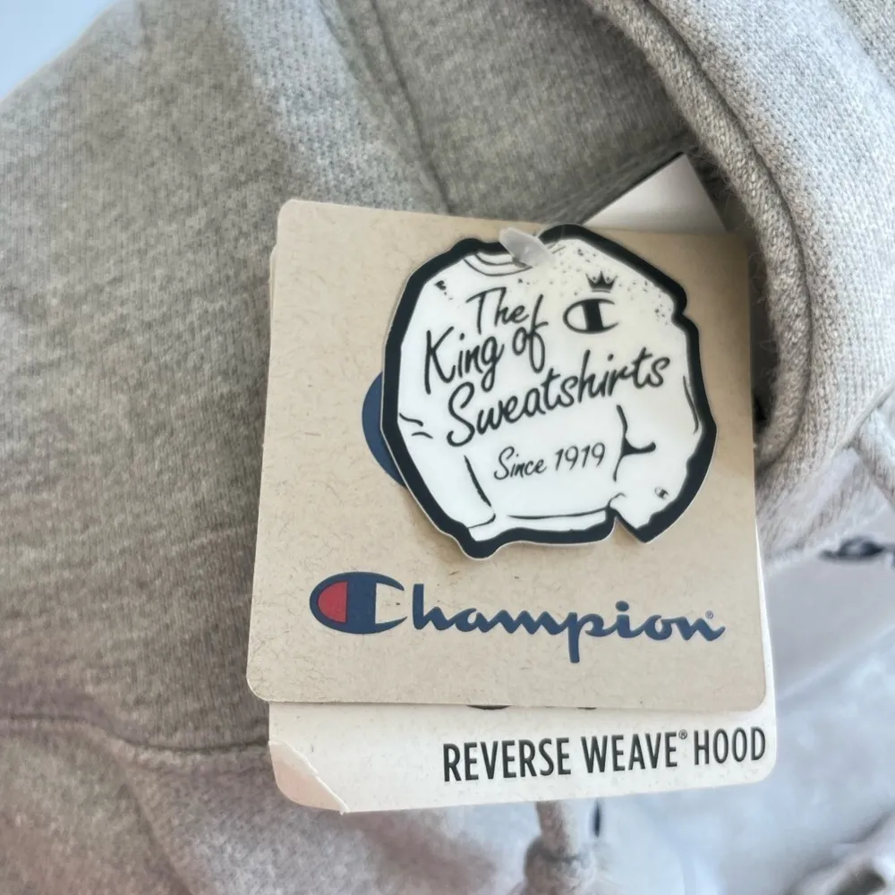 NWT Champion Reverse Weave Womens‎ Pullover Hoodie Gray Small Embroidered Logo - Image 5
