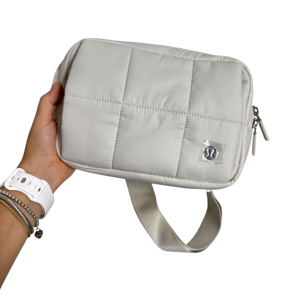 NEW Lululemon Quilted Grid Belt Bag Hand Warmer - Image 3
