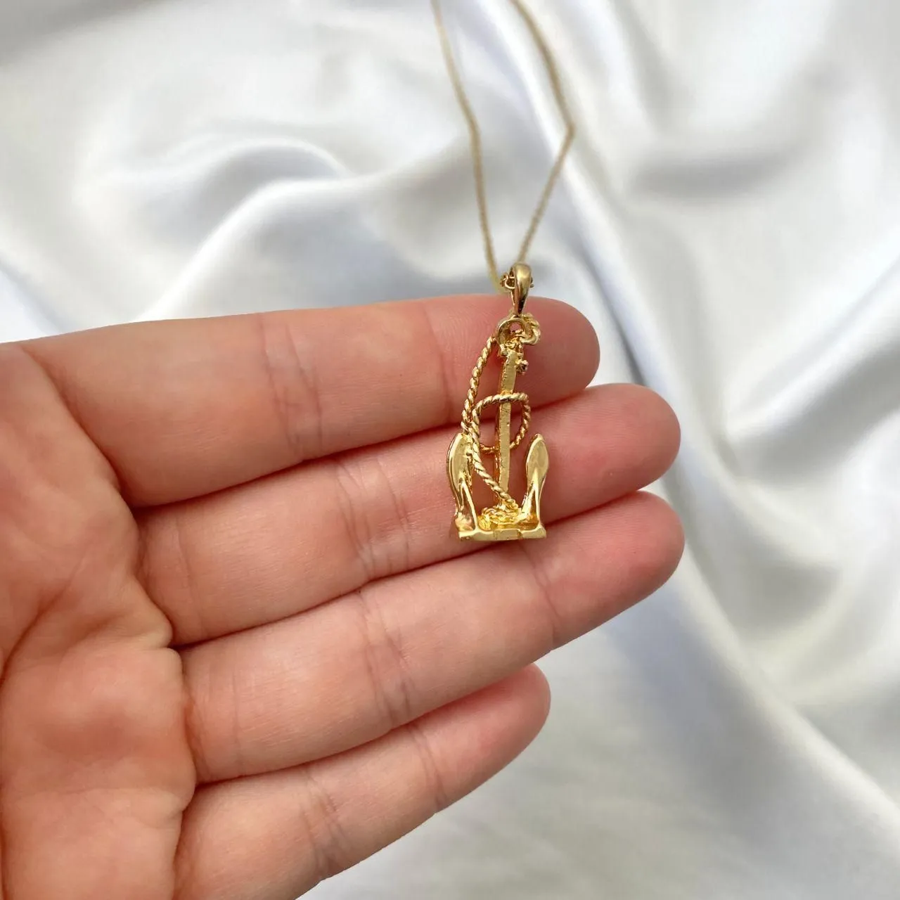 VTG Dainty Gold Toned Nautical Maritime Anchor Pendant Necklace Fisherman Core - Image 5