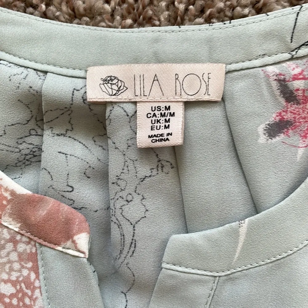 Lily Rose Sleeveless Blouse - Image 3