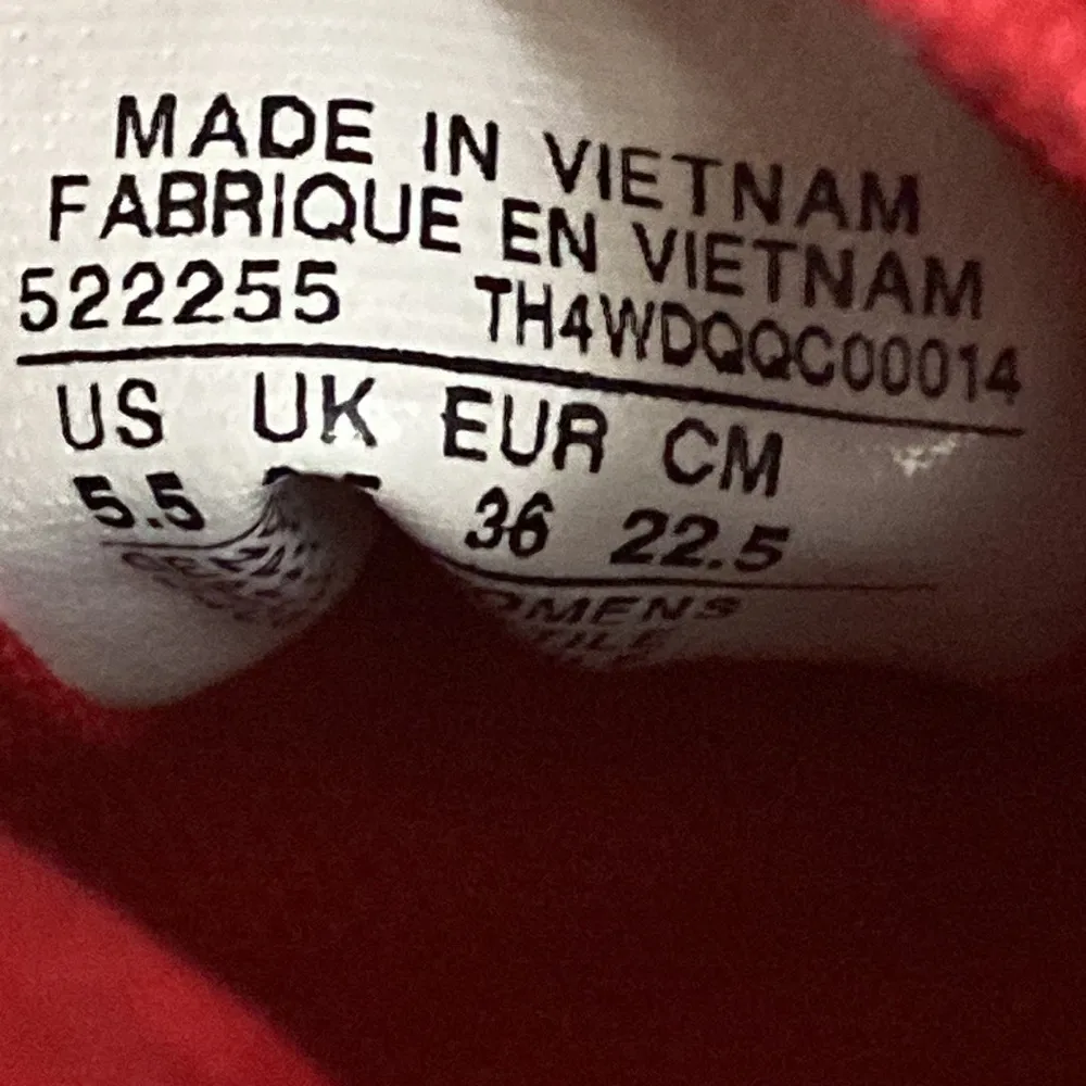 CONVERSE red chuck Taylor lace up flip-flop thong sandals size 5.5 - Image 7