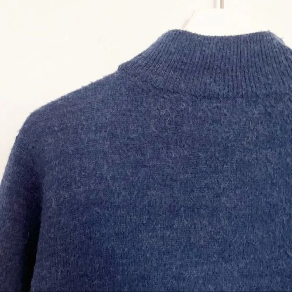 Elizabeth and James Textile Wool Alpaca Blend Mock Neck Sweater Blue Size Small - Image 6
