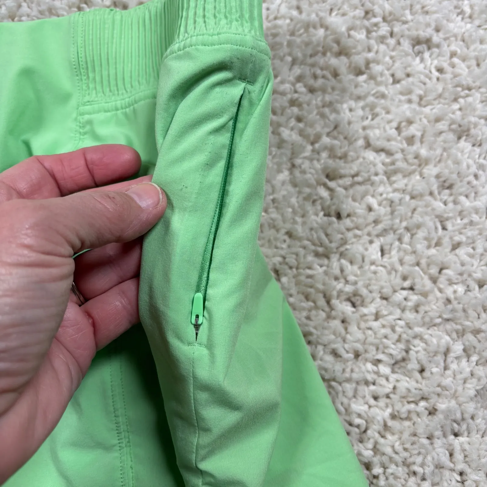 Lululemon Speed Up High Rise Short 25 Light Green Athletic Workout - Image 4