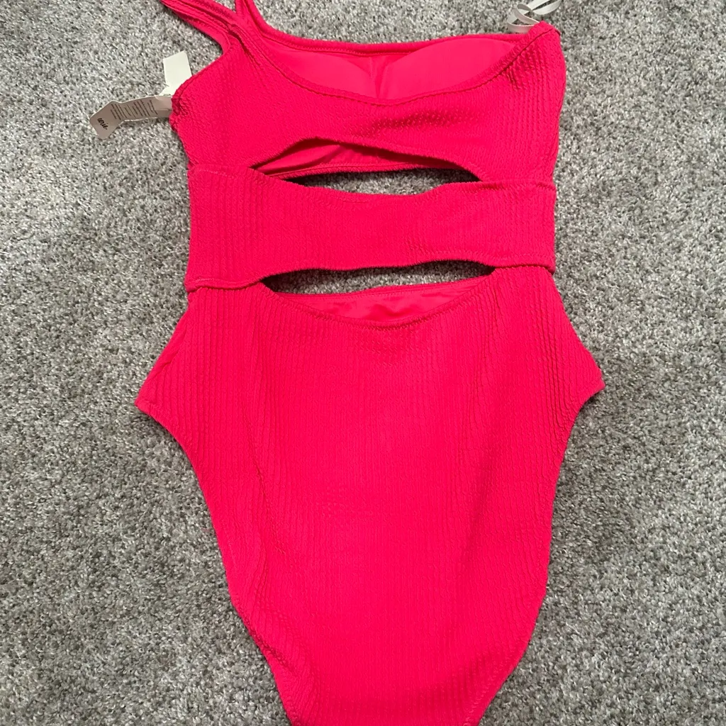 Aerie One-Shoulder Cutout Swimsuit in Pink - Image 2