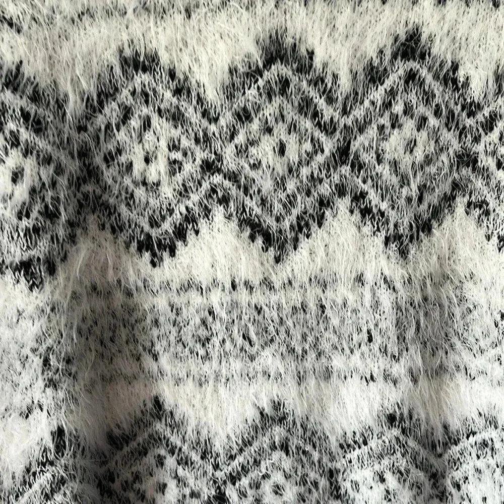 New cozy xs sweater cliche brand fuzzy soft comfortable pattern sweater winter Black - Image 5