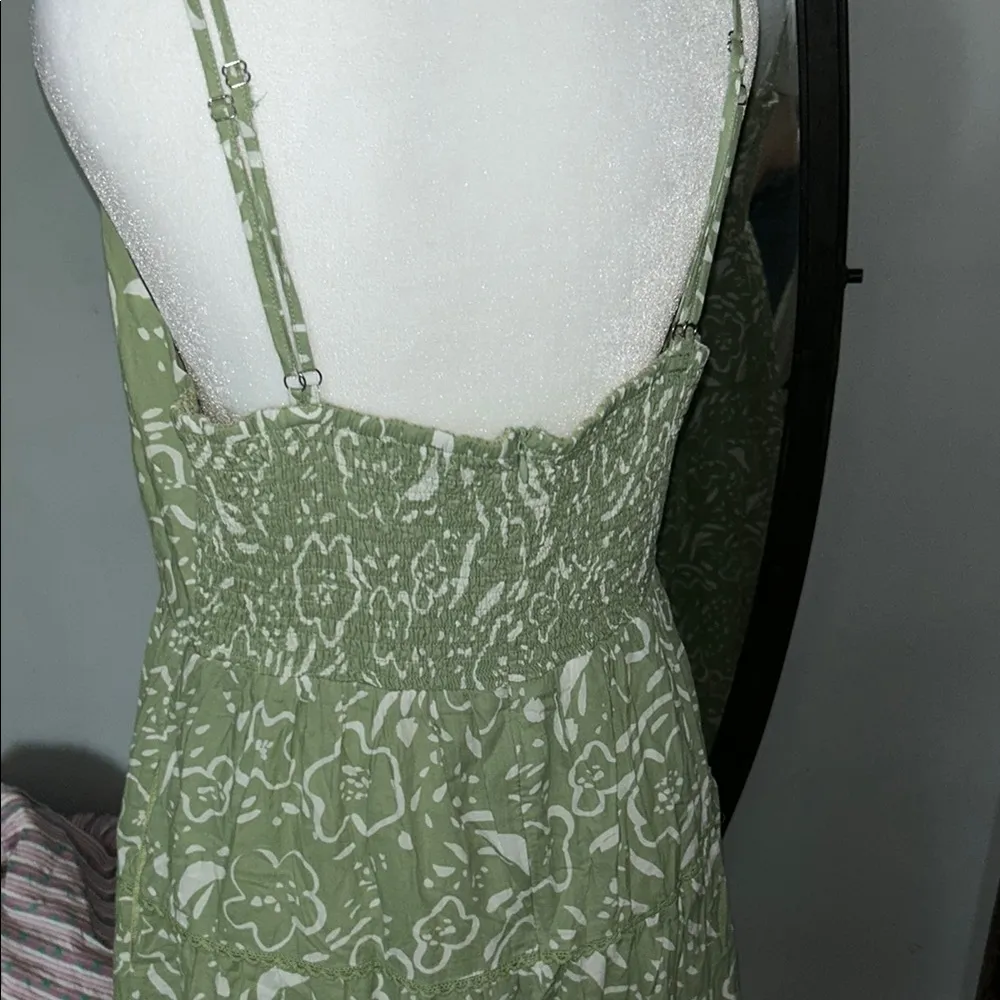 Green Spaghetti Strap Maxi Sundress for Wedding Guest - Image 9