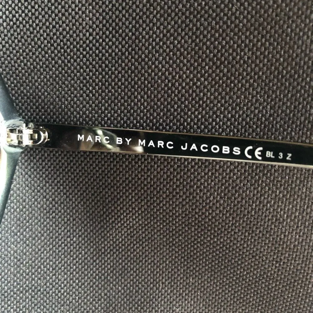 Marc by Marc Jacobs Sunglasses - Image 6