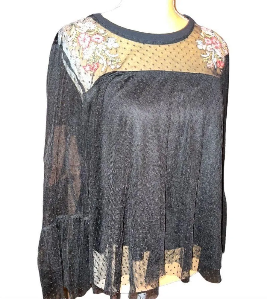 Xhileration black baby doll top with lace design! - Image 2