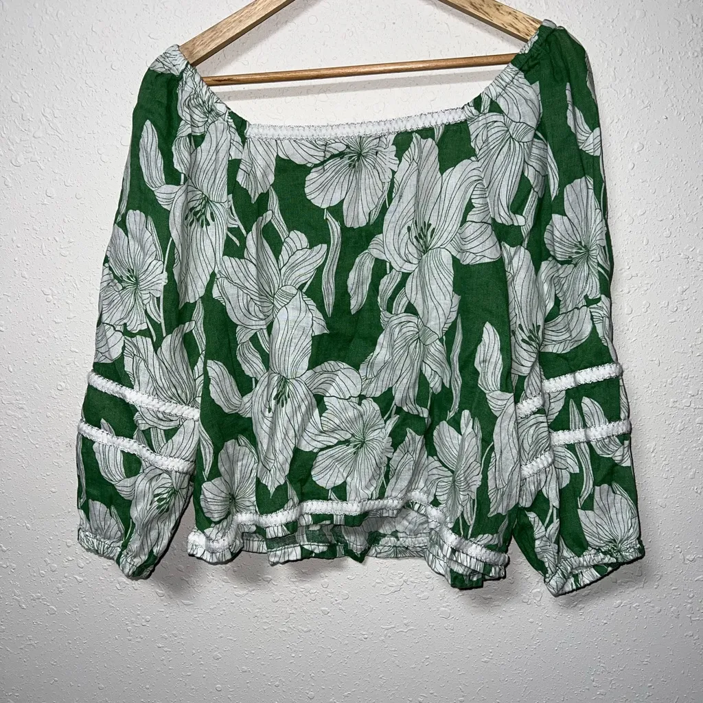 Tahari Green and White Boxy 3/4‎ Sleeve Blouse - Image 2