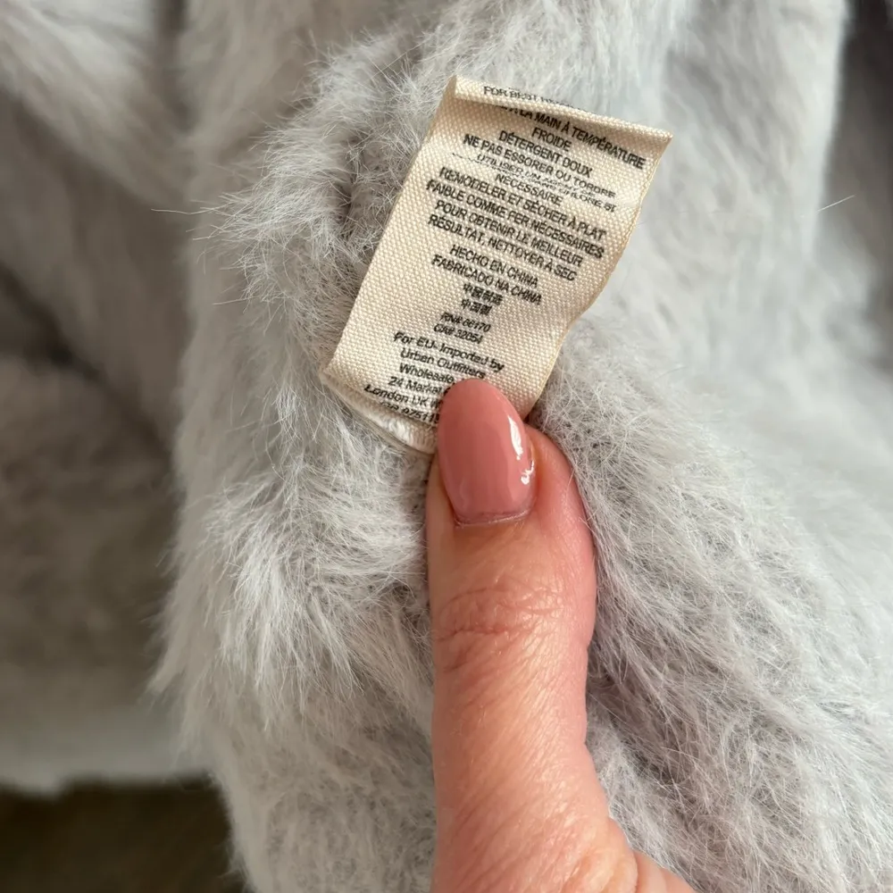 Free People Faux Fur Cardigan in Light Blue/Gray Size Small - Image 7