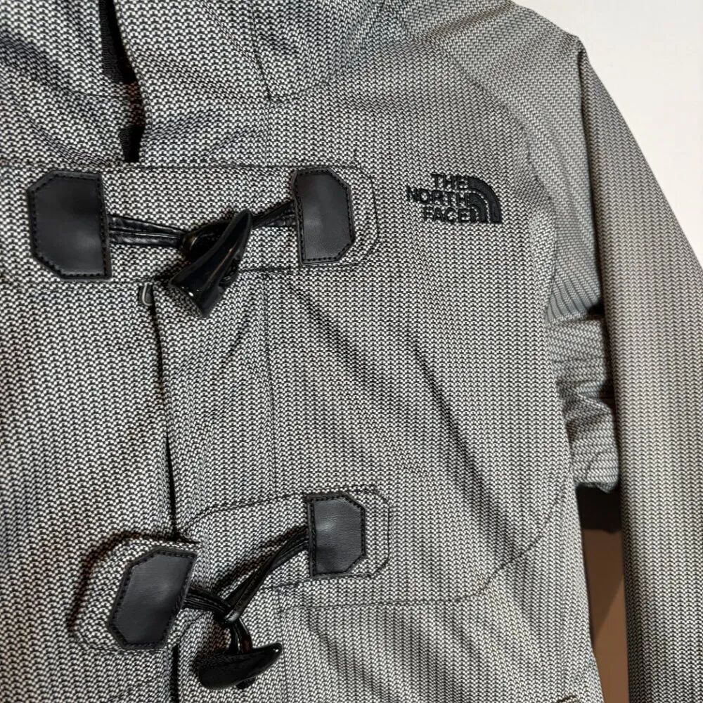 The North Face Hyvent black and white patterned toggle snowboarding coat - Image 2