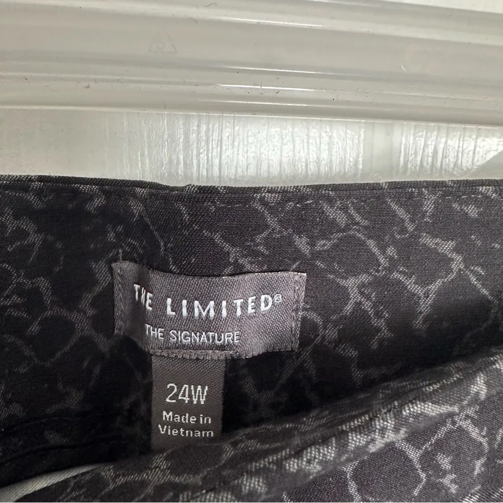 The Limited Plus Black Gray Snake Print Signature Exact Stretch Skinny‎ P… - Image 5