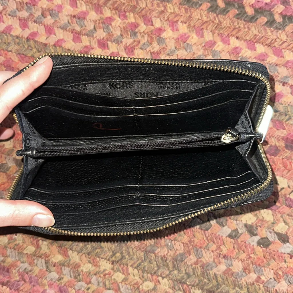 BLACK MICHAEL KORS LEATHER ZIP LONG WALLET - Image 4