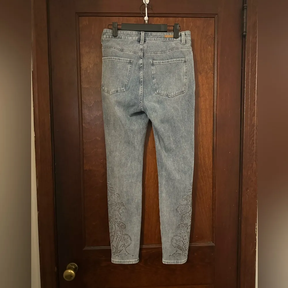 Soft Surroundings  Bronze Studded High Rise Ankle Jeans Size 4 - Image 3