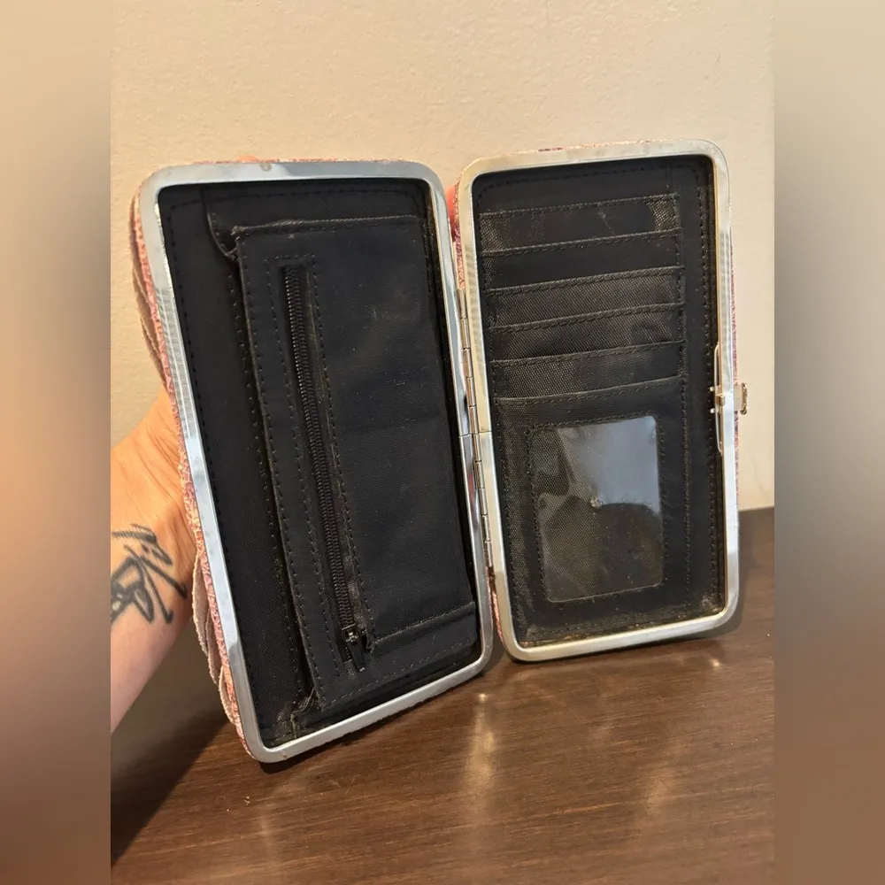 Nordstrom Bow Front textured snap wallet - Image 5