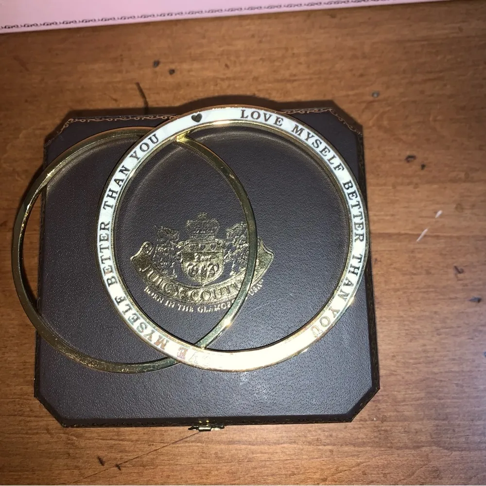 Retro Juicy Couture Pam & Gela White & Gold Bangle Bracelet - Image 4