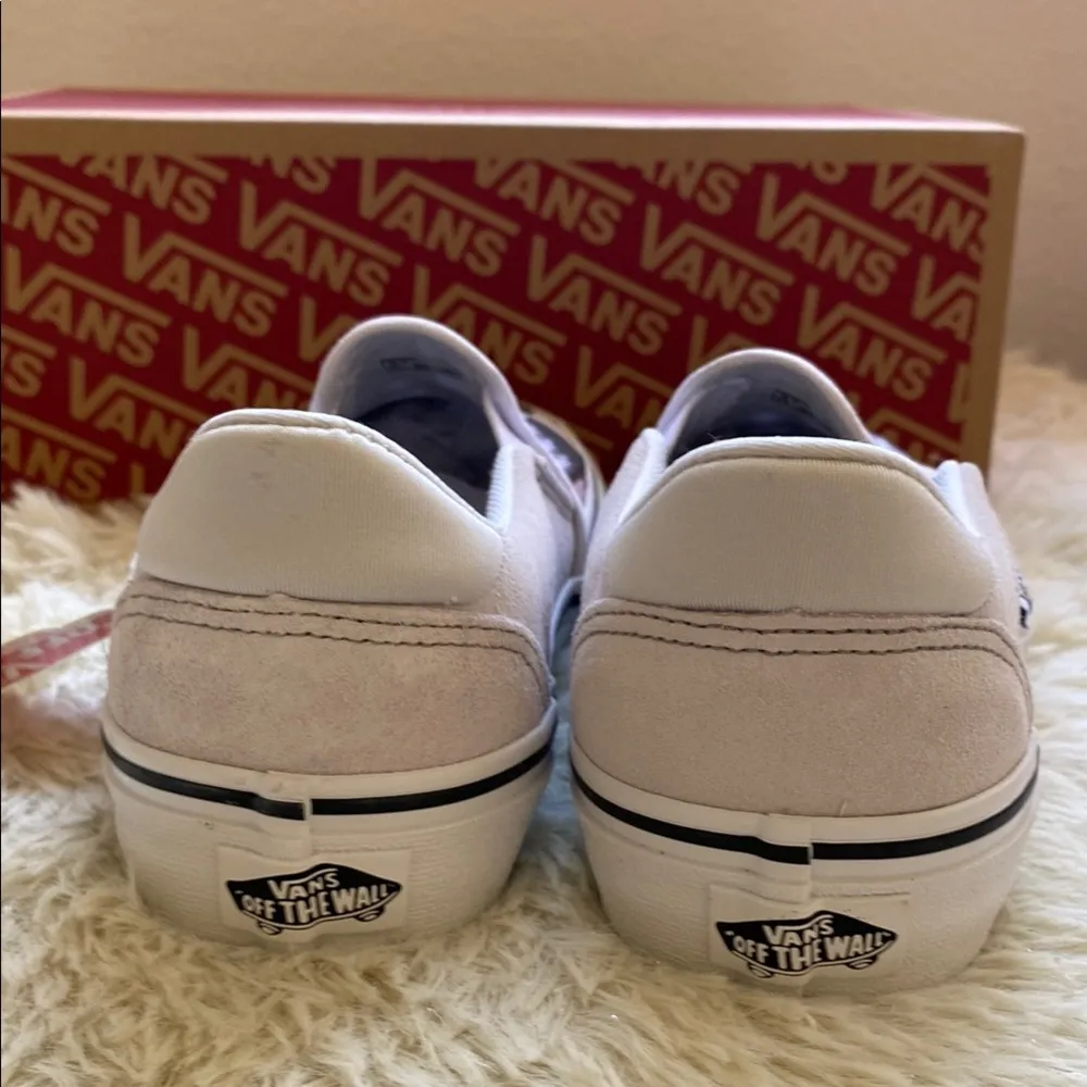 Vans NWT
 Asher DX Women's Slip-On Shoes - Image 4