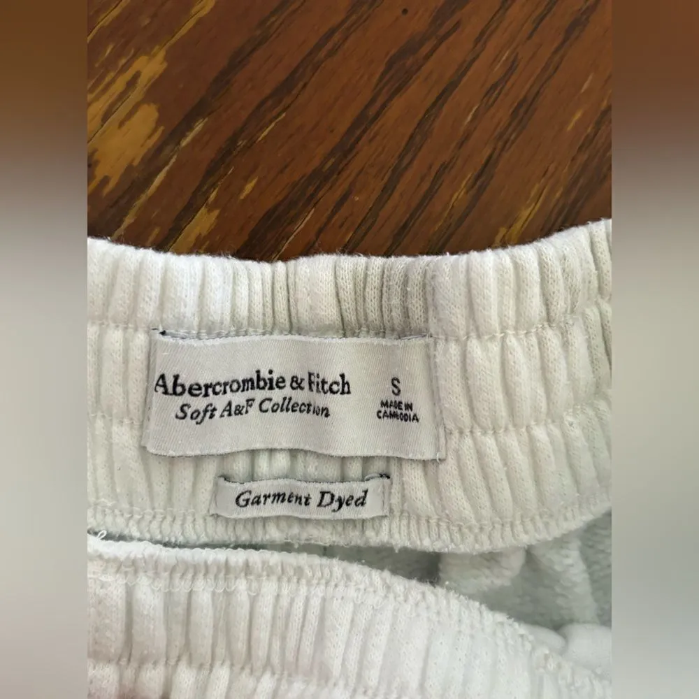 Abercrombie Soft A&F garment dyed tie dye shorts with pockets S 68% cotton - Image 2