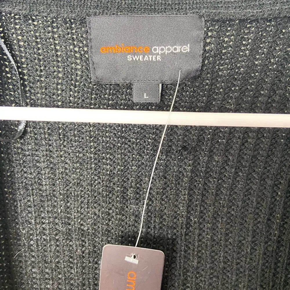 NEW Ambiance Apparel women’s black thick knit pocket open front cardigan sweater Size L - Image 4