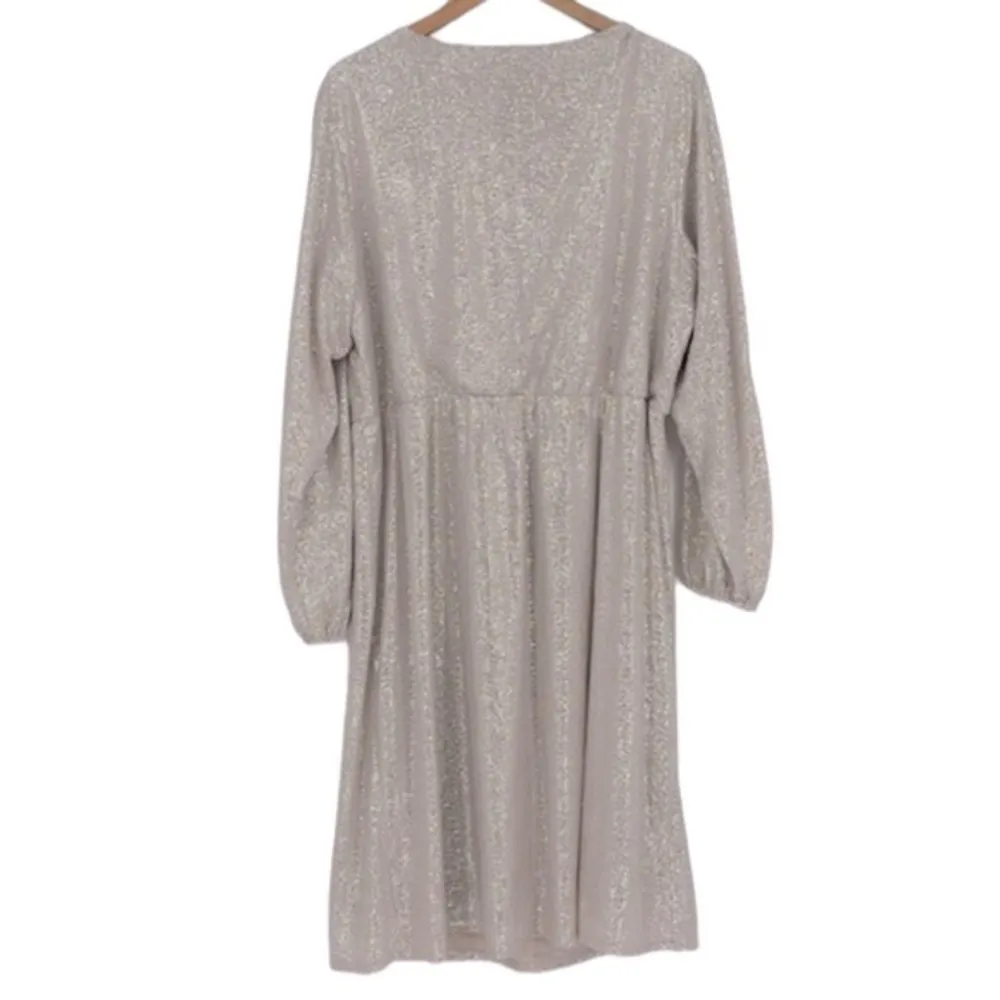 Marina Blouson Sleeve Metallic Dress in Champagne Women’s Size 18W Silver - Image 9