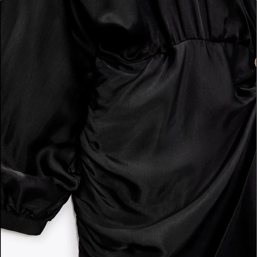 Zara SATIN EFFECT WRAP LONG SLEEVE MINI DRESS BLACK SIZE S NEW - Image 12
