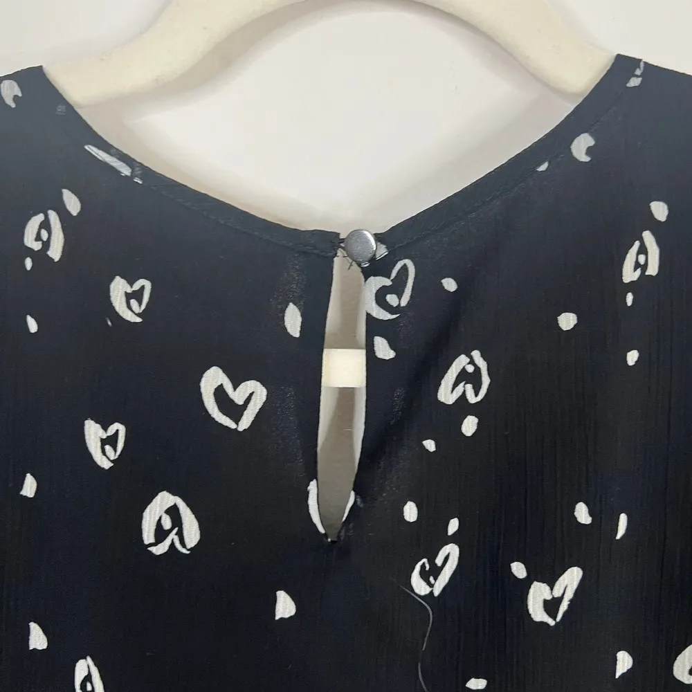 Evri Heart Novelty Print Smocked Neckline Keyhole Back Flowy Loose Blouse Top Size XL - Image 9