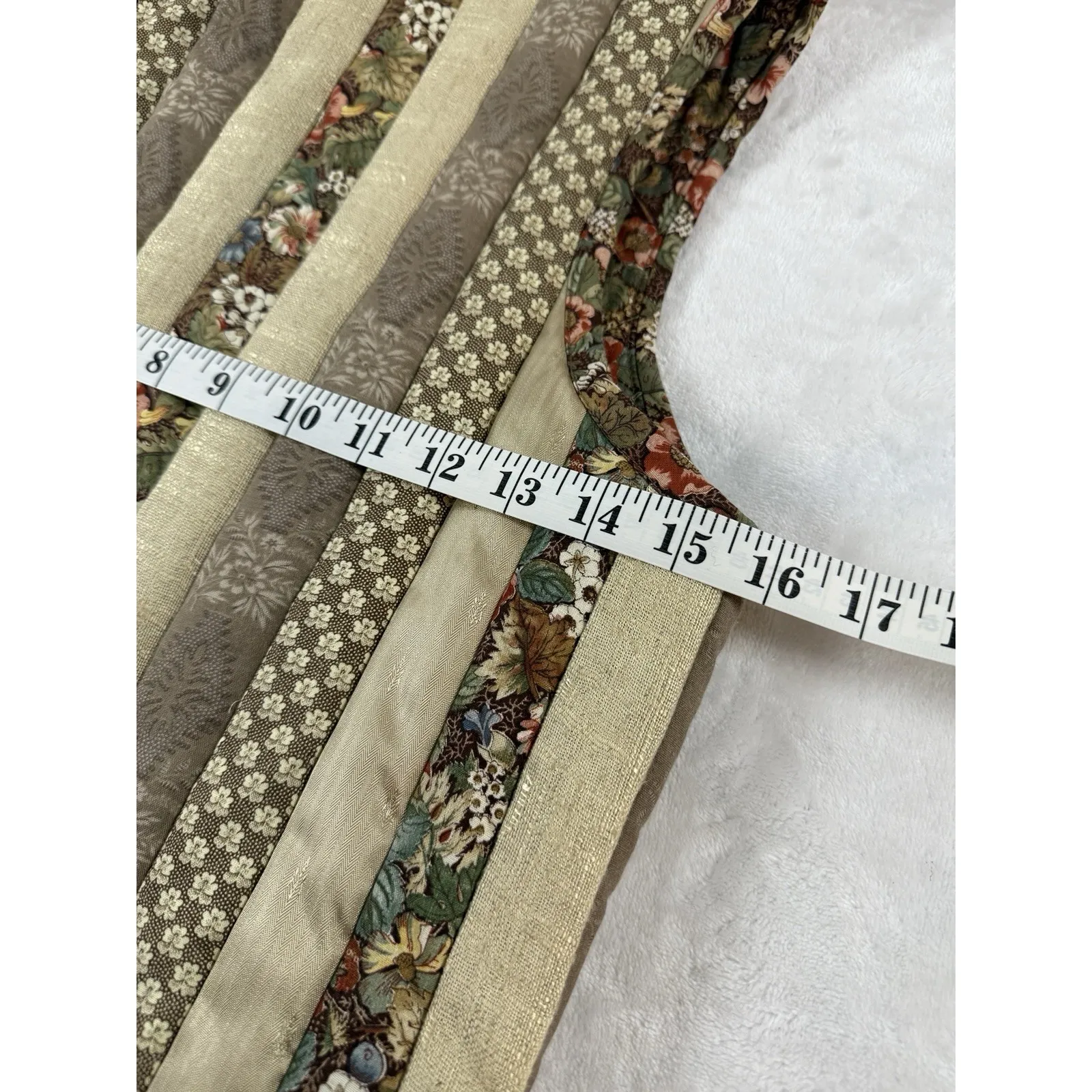 Vintage Handmade Quilted Patchwork Vest Small/Medium Boho Reversible Cottage Tan - Image 6