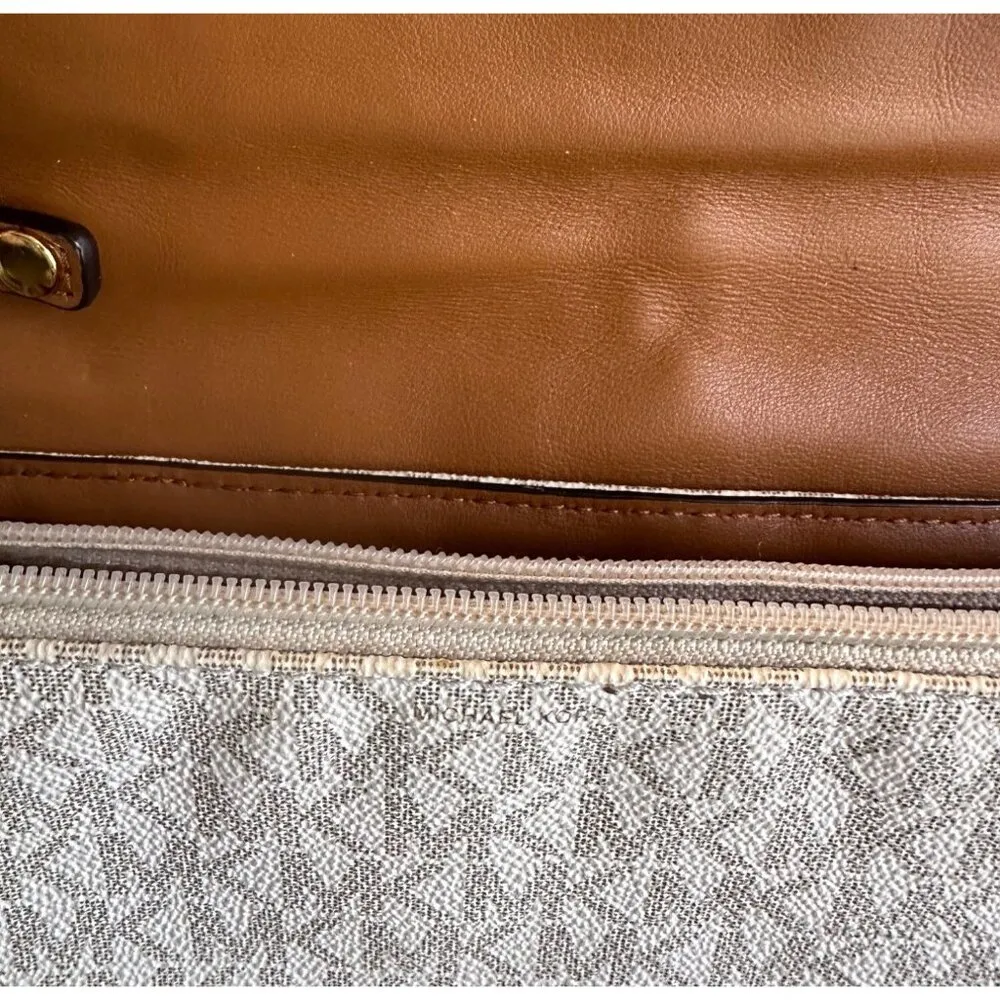 Michael Kors crossbody. White and brown MICHAEL Michael Kors Bag - Image 12